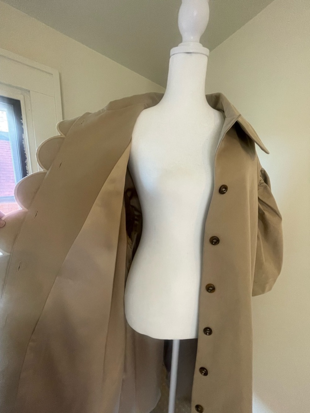 Scallop Detailed Balloon Sleeve‎ Trench Coat / Rain Coat, Khaki  Sz: S/M - Picture 10 of 16
